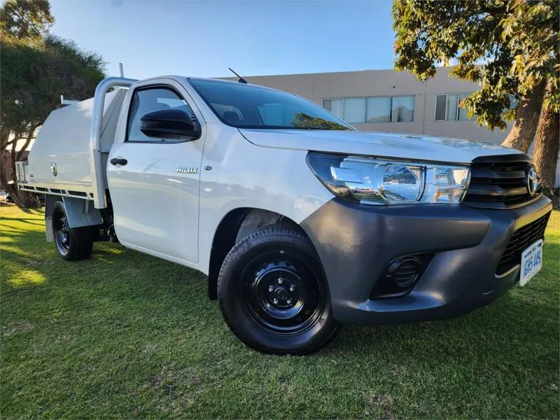 2017 Toyota Hilux WORKMATE GUN122R REAR WHEEL DRIVE