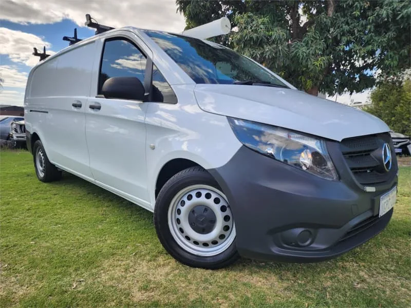 2018 Mercedes-Benz Vito 114 BLUETEC LWB 447 — primary photo