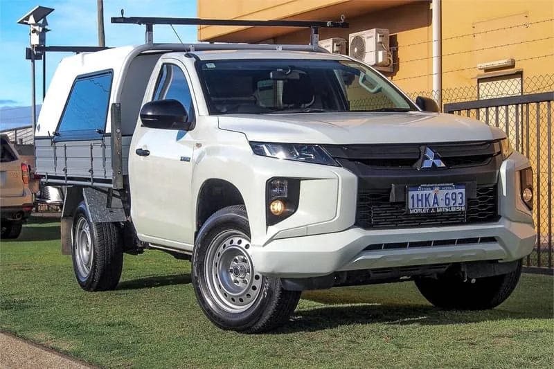 2021 Mitsubishi Triton GLX MR 4X4