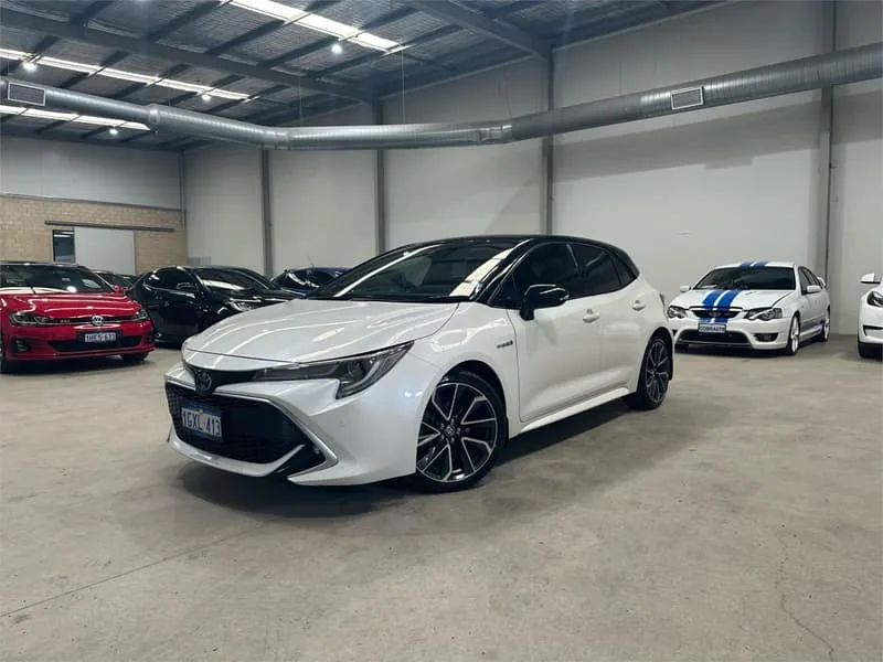 2019 Toyota Corolla ZR Hybrid ZWE211R