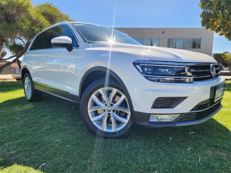 2016 Volkswagen Tiguan 140 TDI HIGHLINE 5NA