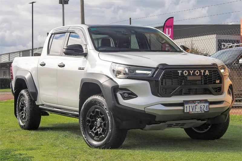 2024 Toyota Hilux GR-SPORT (4x4) GUN126R FACELIFT 4X4