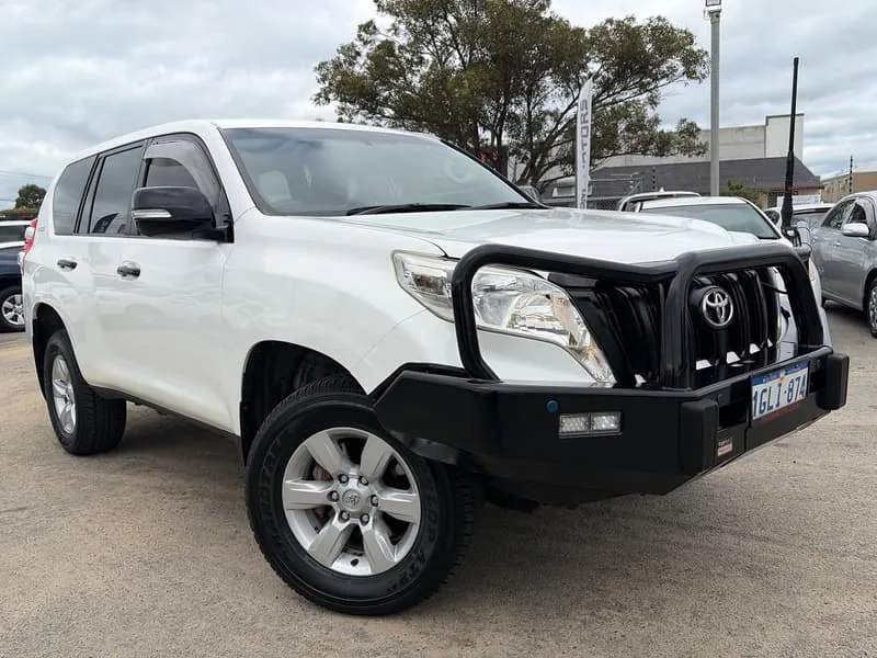 2017 Toyota Landcruiser GX VDJ200R