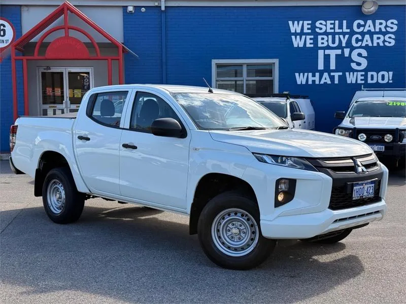 2022 Mitsubishi Triton GLX MR Rear Wheel Drive