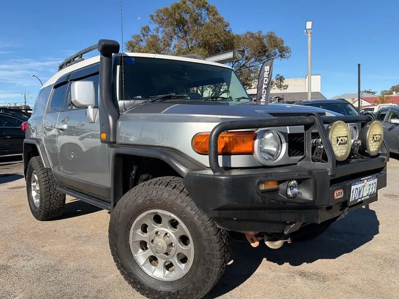 2012 Toyota FJ CRUIUSER
